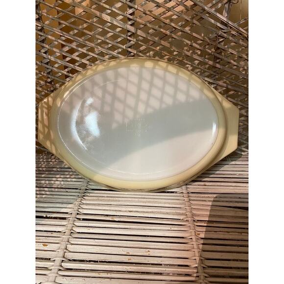 Vintage Pyrex Golden Acorn, Divided Casserole, Gold Oak Leaves and Acorns - Picture 3 of 8